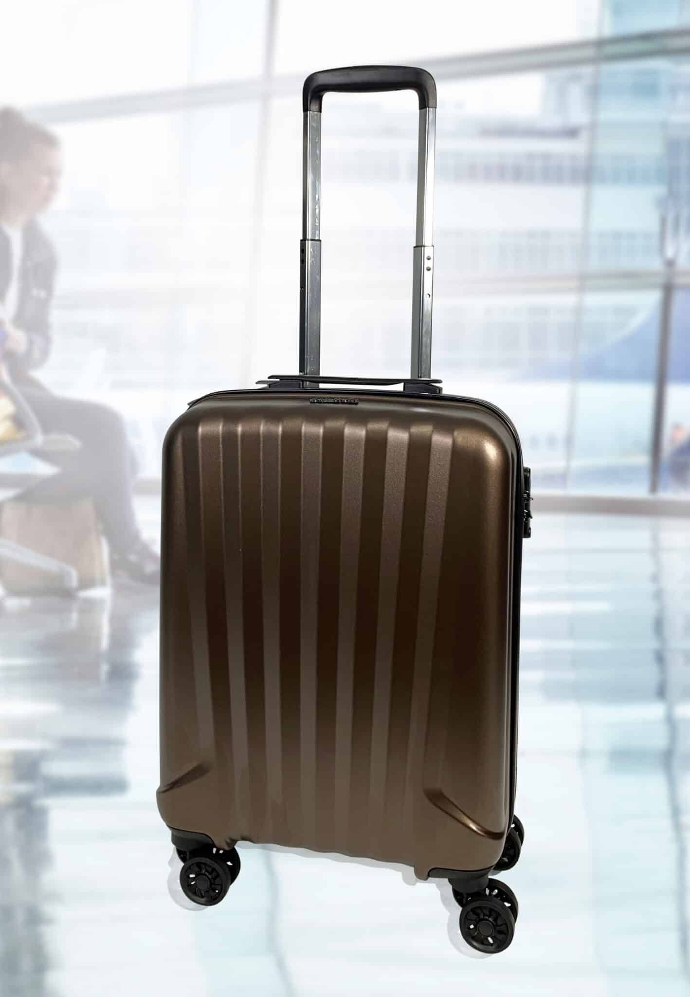 Carry-on suitcase - Image 2
