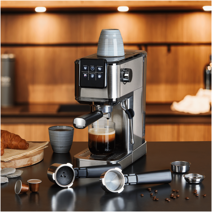 Espresso machine with milk frother