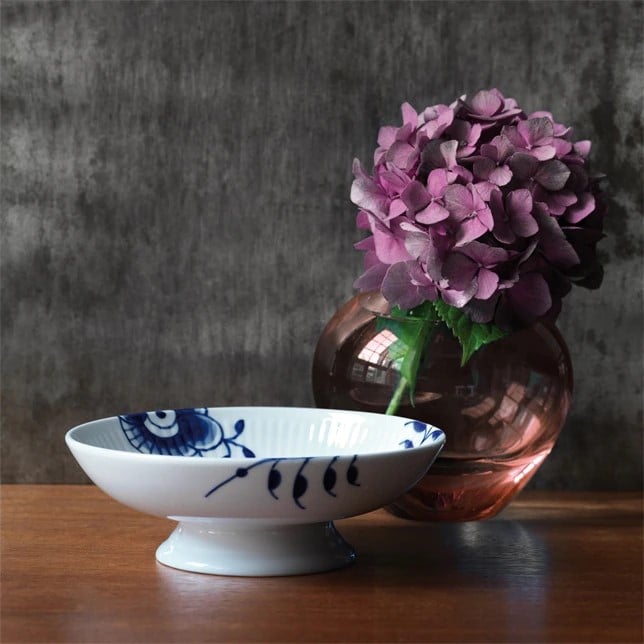 Mega Fluted Bowl on Foot