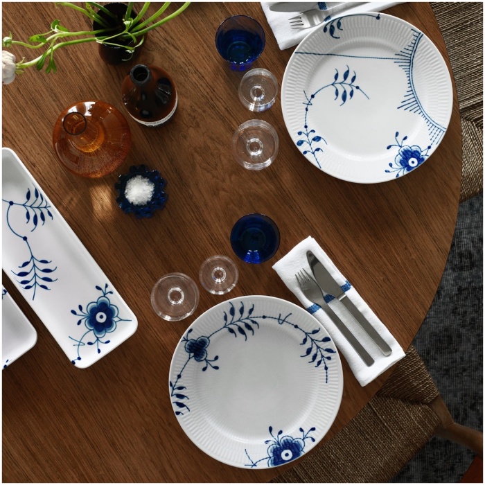 Mega Fluted Dish – 36 cm