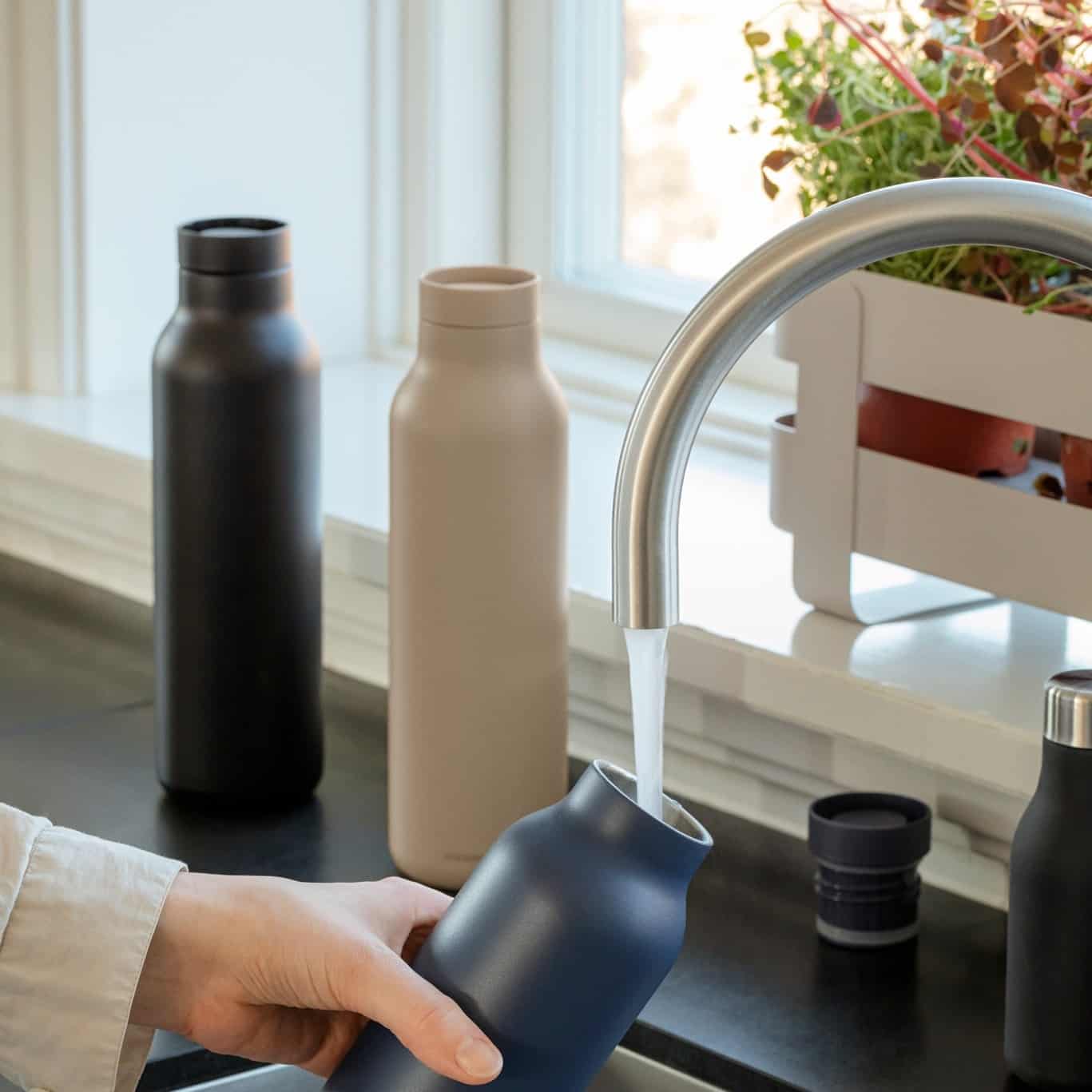 Urban insulated bottle 0.7 L – Black - Image 5