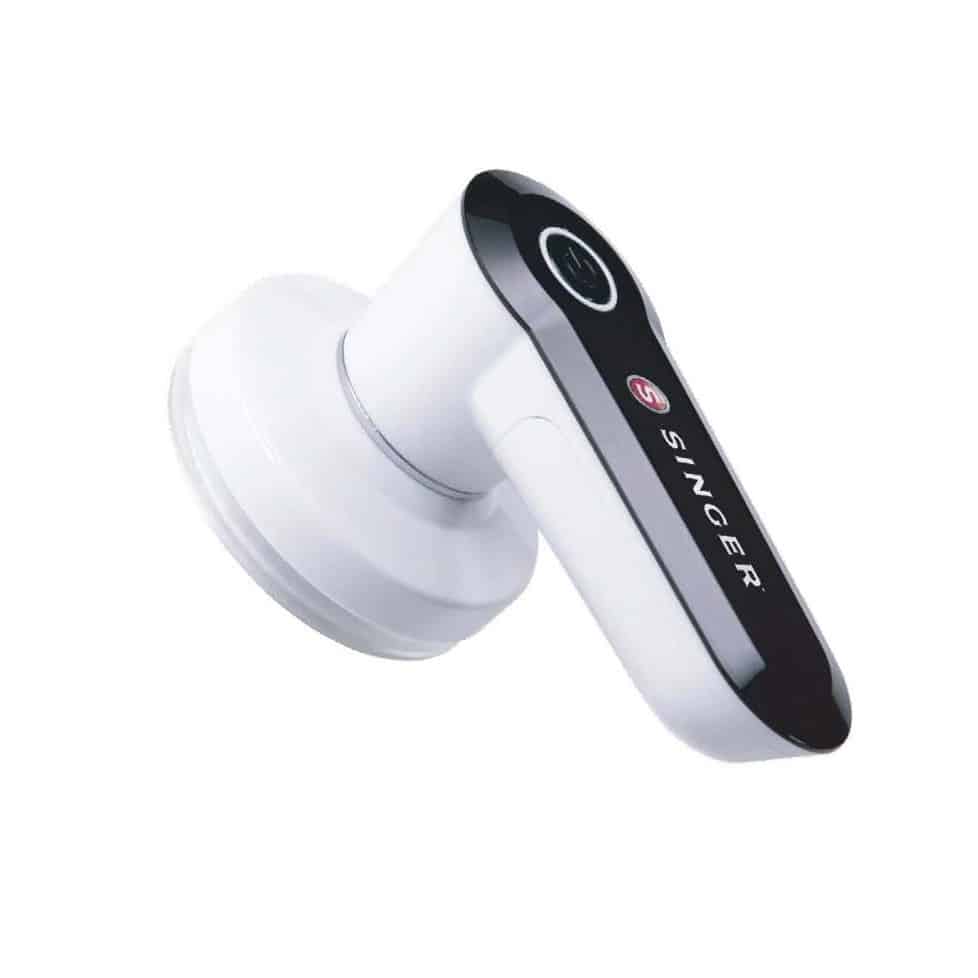 Handheld steamer and electric lint remover - Image 2