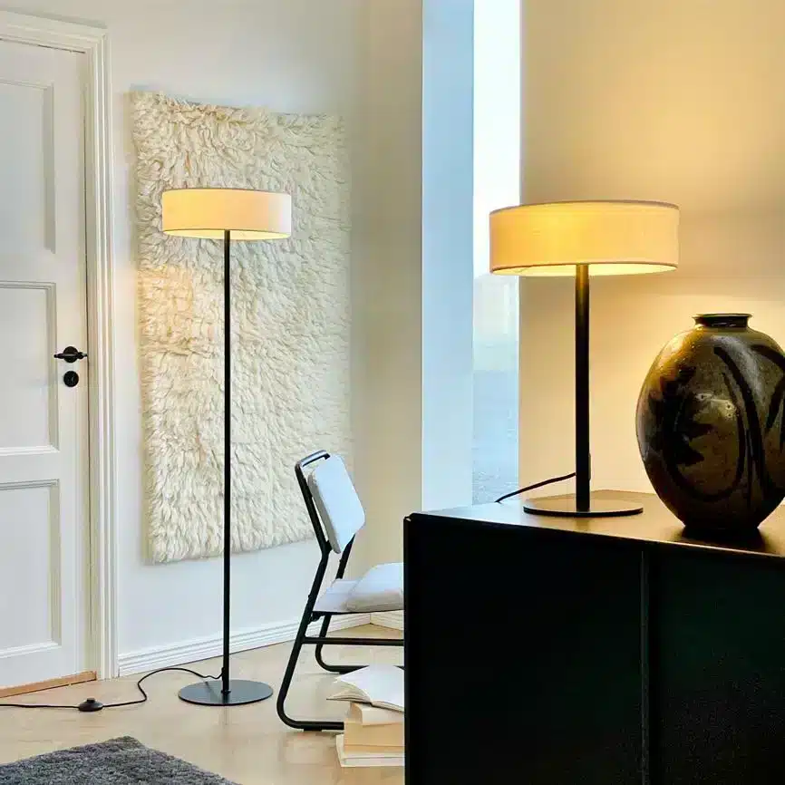Calix table lamp – natural/black - Image 2