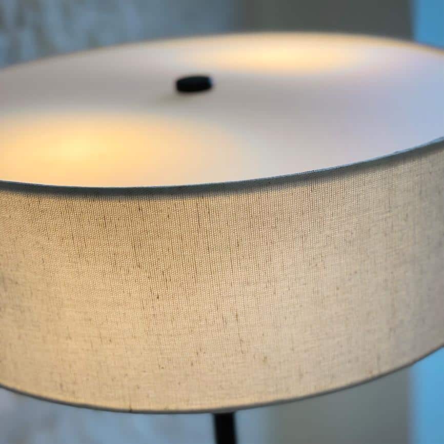 Calix table lamp – natural/black - Image 3