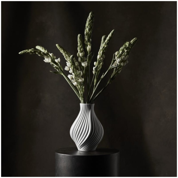 Twist Vase – 18 cm