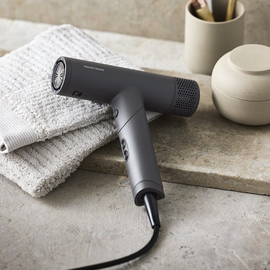 Gentle hair dryer with ION technology