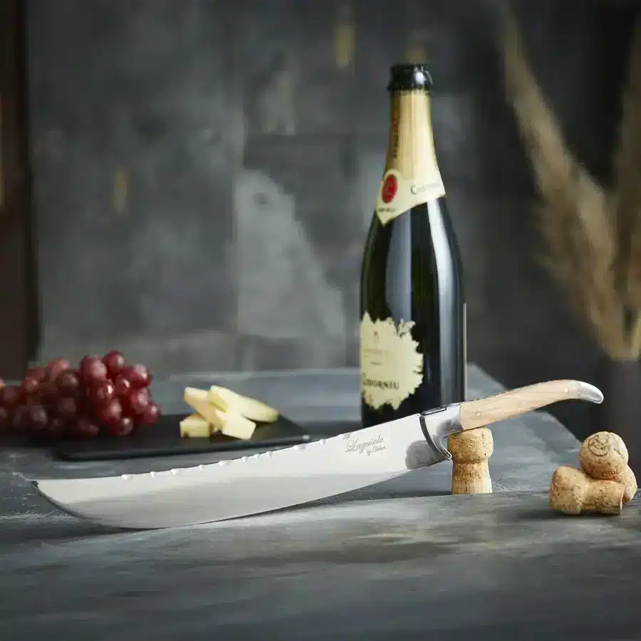 Champagnesabel med skaft i oliventræ